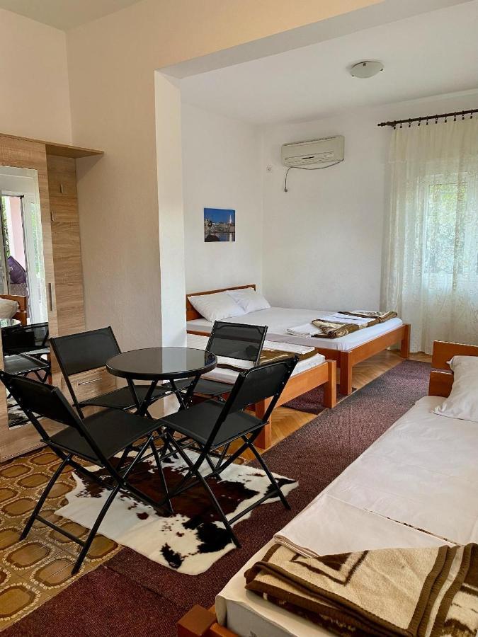 Kuljic Guest house 3*